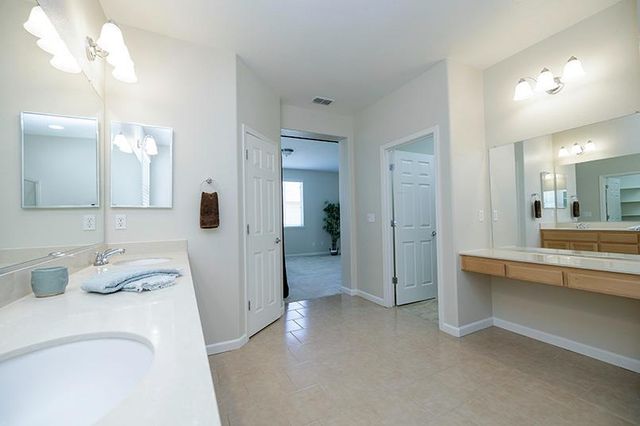 4566 Sorenson Way, Turlock, CA 95382