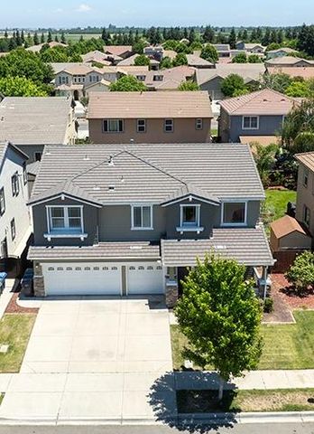 4566 Sorenson Way, Turlock, CA 95382