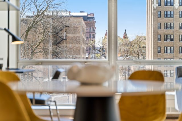 340 W Diversey Parkway 416, Chicago, IL 60657