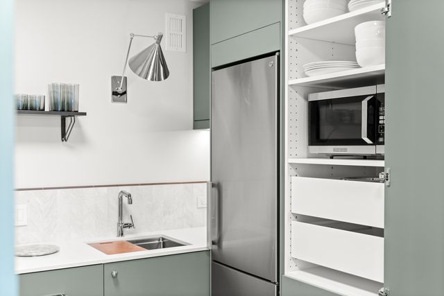 340 W Diversey Parkway 416, Chicago, IL 60657