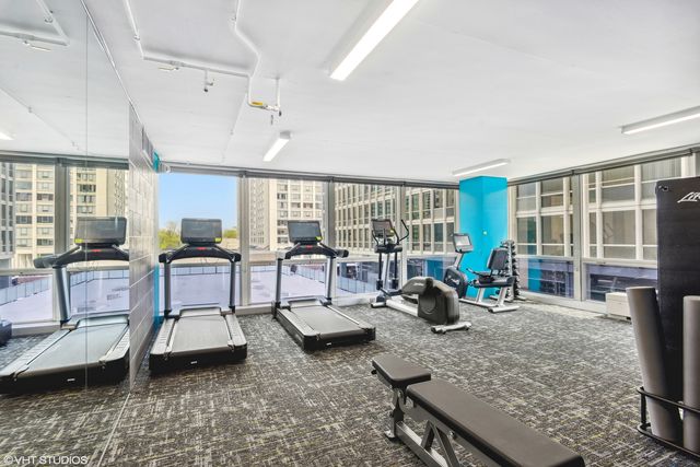 340 W Diversey Parkway 416, Chicago, IL 60657