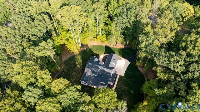 15253 Johns Trace Cir, Montpelier, VA 23192