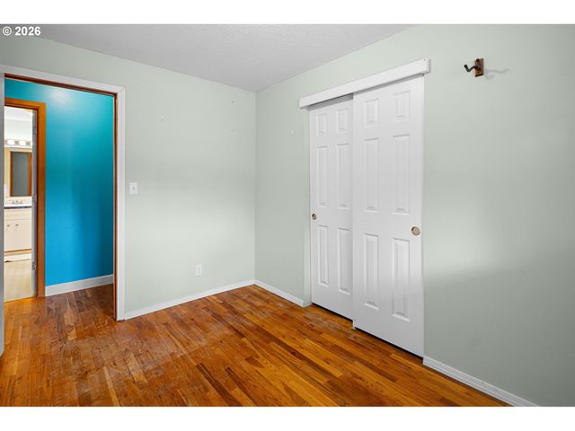 425 W 28TH Ave, Eugene, OR 97405