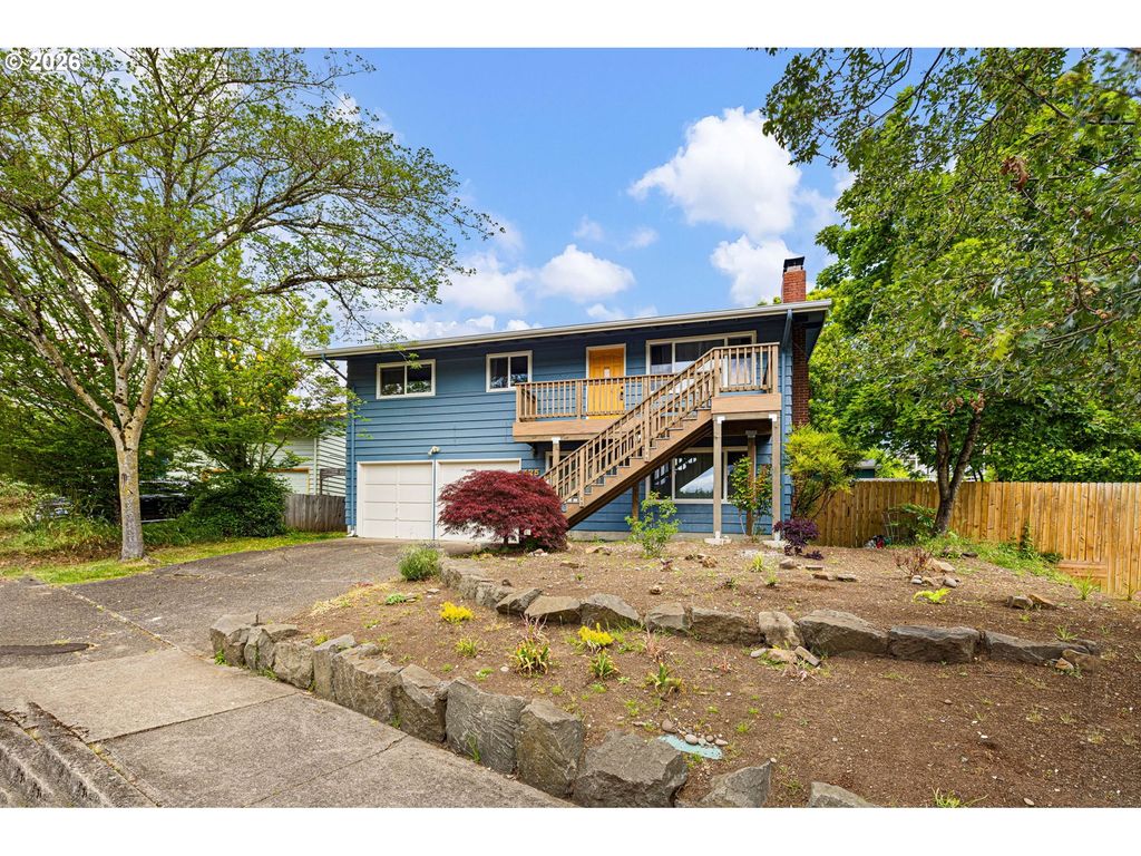 425 W 28TH Ave, Eugene, OR 97405