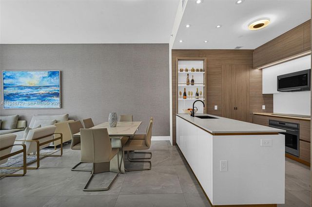 16001 Collins Ave 3402, Sunny Isles Beach, FL 33160