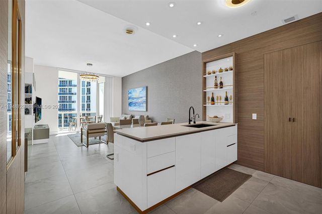 16001 Collins Ave 3402, Sunny Isles Beach, FL 33160