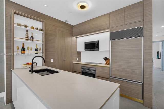 16001 Collins Ave 3402, Sunny Isles Beach, FL 33160