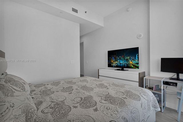 16001 Collins Ave 3402, Sunny Isles Beach, FL 33160