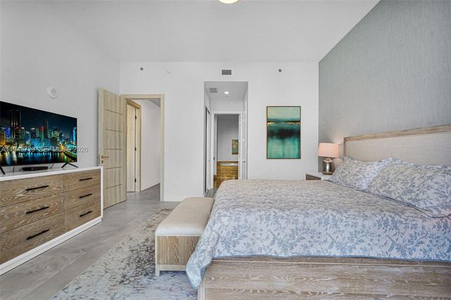 16001 Collins Ave 3402, Sunny Isles Beach, FL 33160