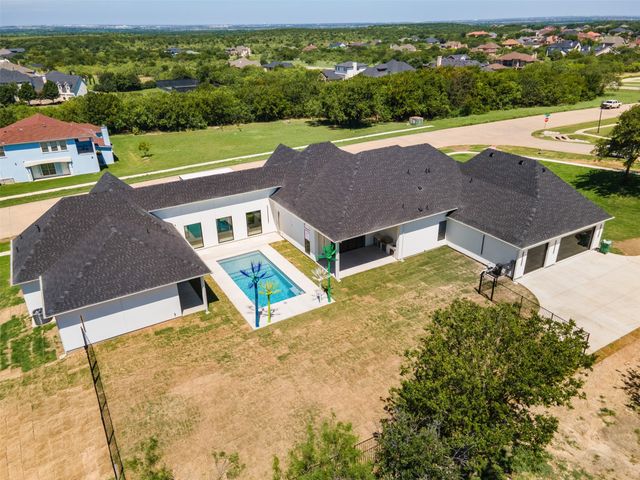 2542 Town View Drive, Cedar Hill, TX 75104