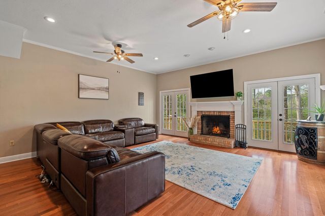 22 Dunleith, Hattiesburg, MS 39402