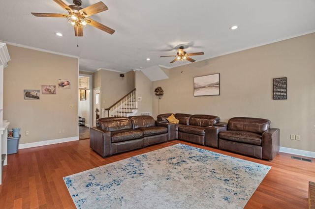 22 Dunleith, Hattiesburg, MS 39402