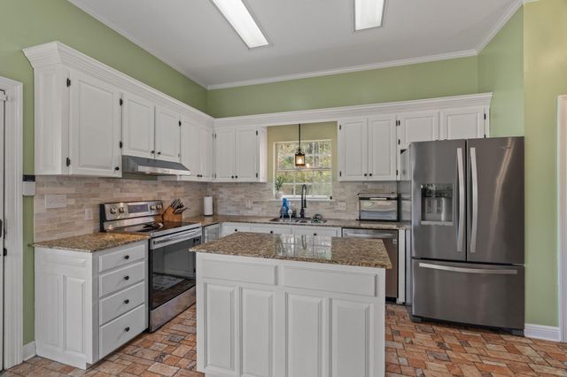 22 Dunleith, Hattiesburg, MS 39402