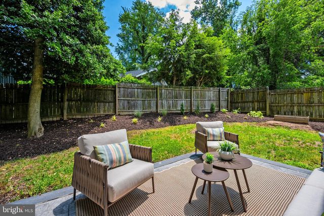 7804 MULBERRY BOTTOM LN, Springfield, VA 22153