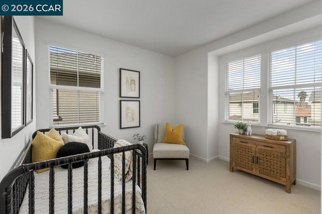 517 Falling Star Dr, Martinez, CA 94553