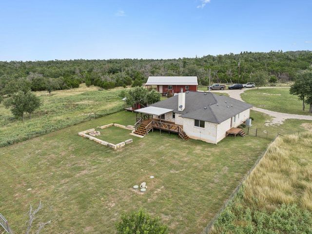 275 Starview RD, Fredericksburg, TX 78624