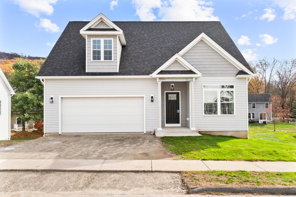 116 Silver Island Way 116, Berlin, CT 06037