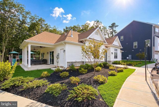 5 PELHAM LN, Bayville, NJ 08721