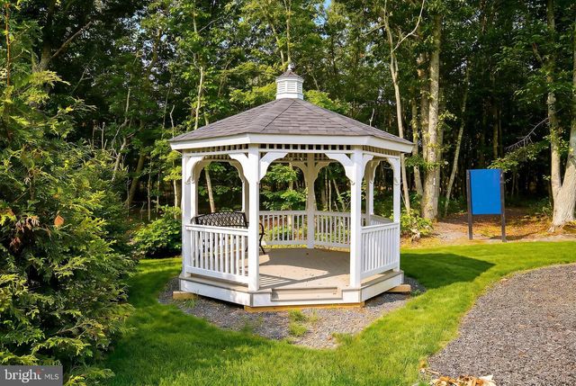 5 PELHAM LN, Bayville, NJ 08721