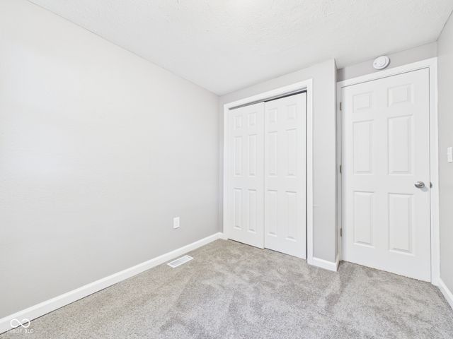 2636 Central Avenue, Anderson, IN 46016