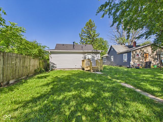 2636 Central Avenue, Anderson, IN 46016