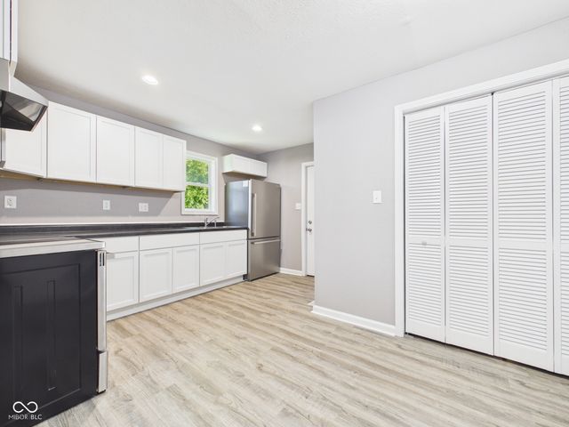 2636 Central Avenue, Anderson, IN 46016