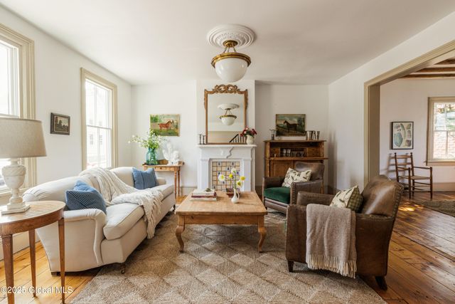 225 Robinson Street, Hudson, NY 12534