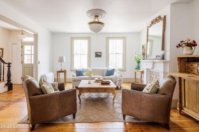 225 Robinson Street, Hudson, NY 12534