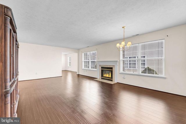 310 MOONSEED PL, Mount Laurel, NJ 08054