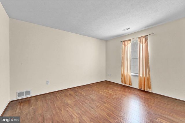 310 MOONSEED PL, Mount Laurel, NJ 08054