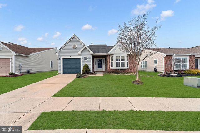 310 MOONSEED PL, Mount Laurel, NJ 08054