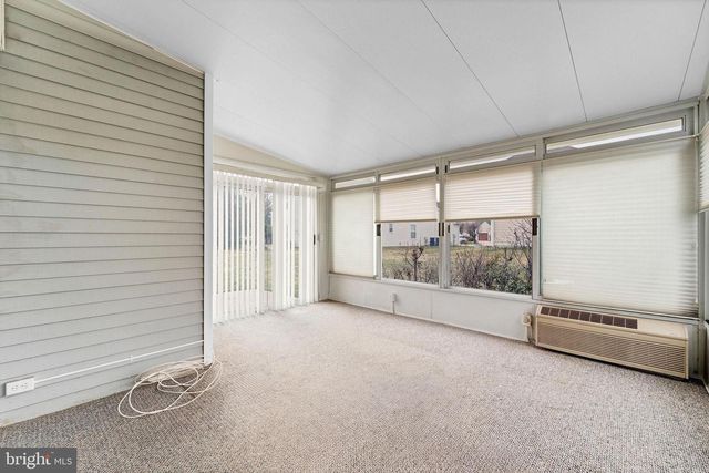 310 MOONSEED PL, Mount Laurel, NJ 08054