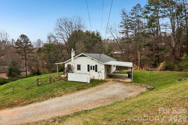 105 Baird Road, Mars Hill, NC 28754
