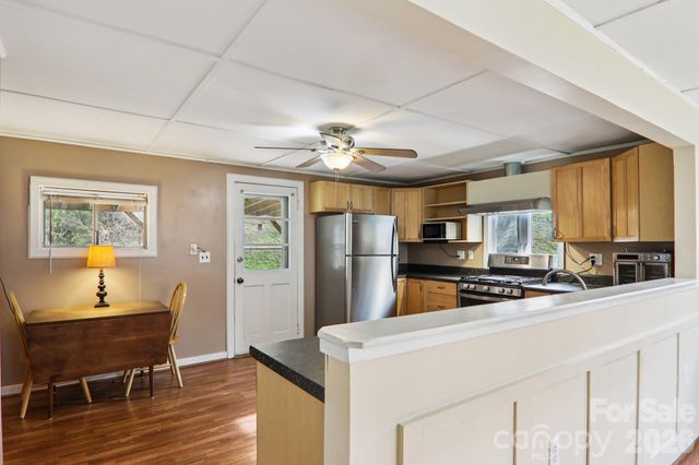 105 Baird Road, Mars Hill, NC 28754