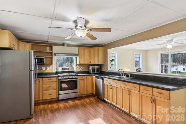 105 Baird Road, Mars Hill, NC 28754