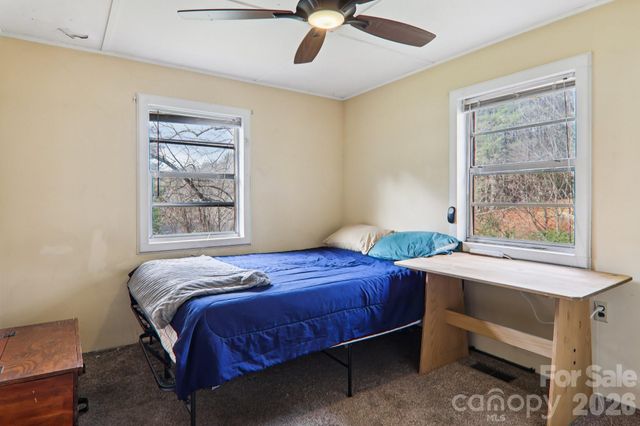 105 Baird Road, Mars Hill, NC 28754