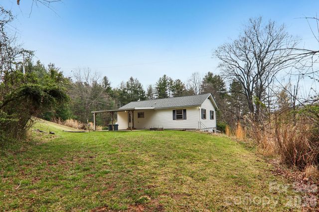 105 Baird Road, Mars Hill, NC 28754