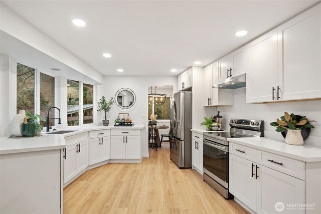 13080 Old Military Road NE, Poulsbo, WA 98370