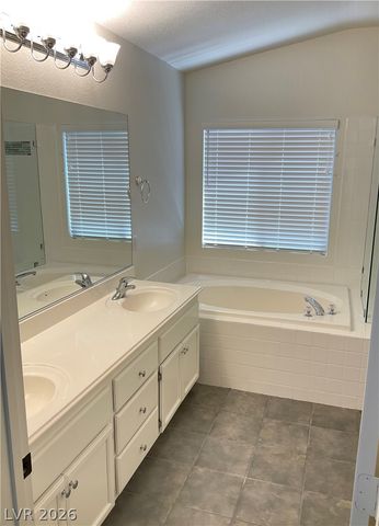 32 Hatten Bay Street, Henderson, NV 89012