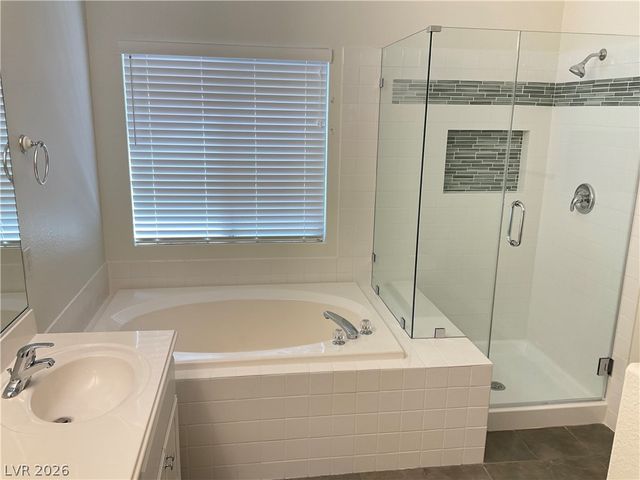 32 Hatten Bay Street, Henderson, NV 89012