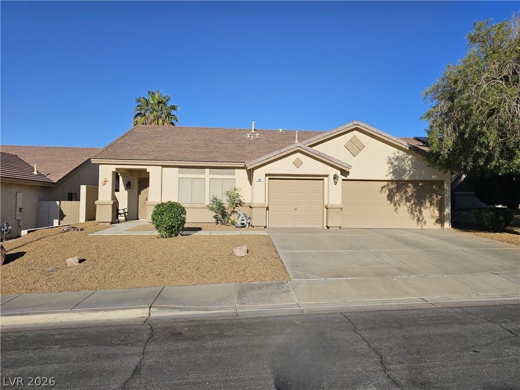 32 Hatten Bay Street, Henderson, NV 89012