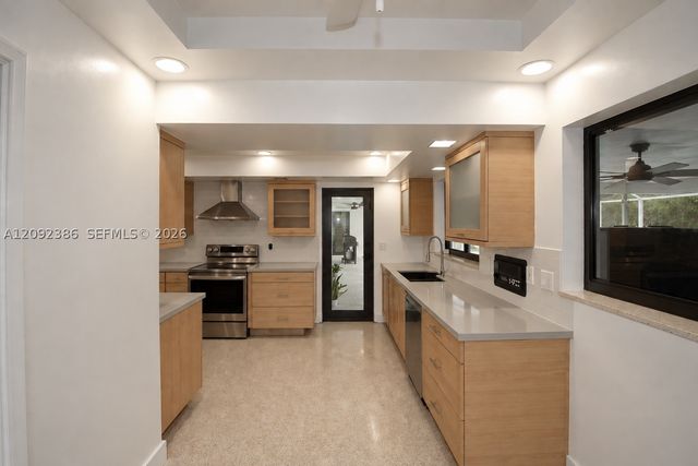3202 Harrison St 0, Hollywood, FL 33021