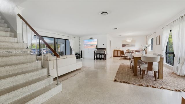 3202 Harrison St 0, Hollywood, FL 33021