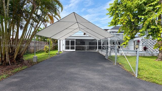 3202 Harrison St 0, Hollywood, FL 33021