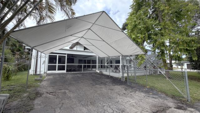 3202 Harrison St 0, Hollywood, FL 33021