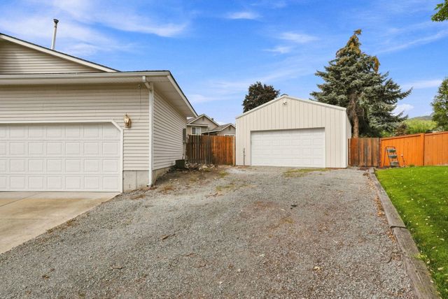 14921 E Summerfield Ct, Spokane Valley, WA 99216