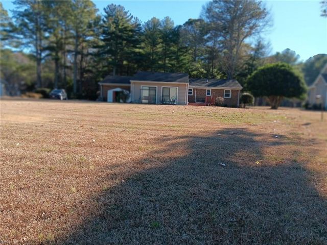 8335 Little England RD, Hayes, VA 23072