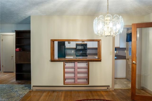 8335 Little England RD, Hayes, VA 23072