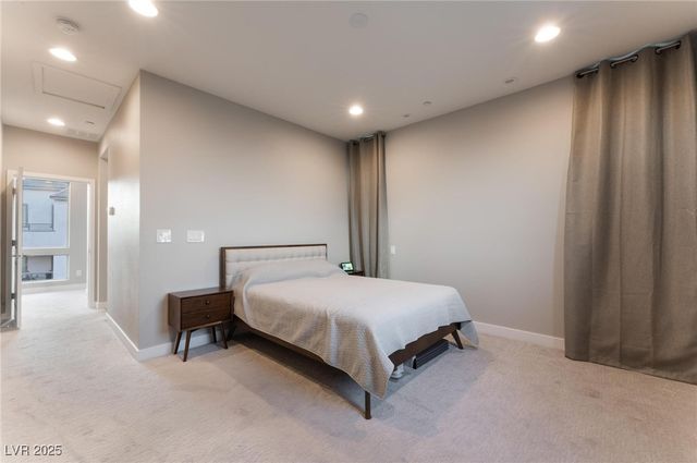 654 Amethyst Point Way, Las Vegas, NV 89138