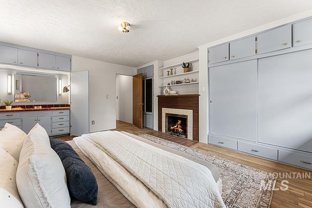 3603 W Crescent Rim Dr, Boise, ID 83706